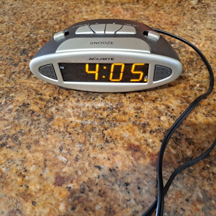 Acurite alarm clock digital.