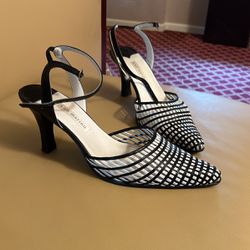 Ann Marino Blk/wht Leather Heels 