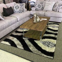 🍂MercadoSofa and Loveseat
Ashley Furniture$20 Down Payment and delivery available 