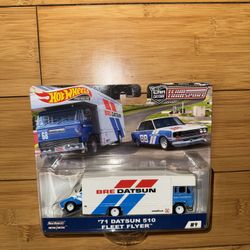 Hot Wheels Team Transport Datsun 510 Bluebird BRE 