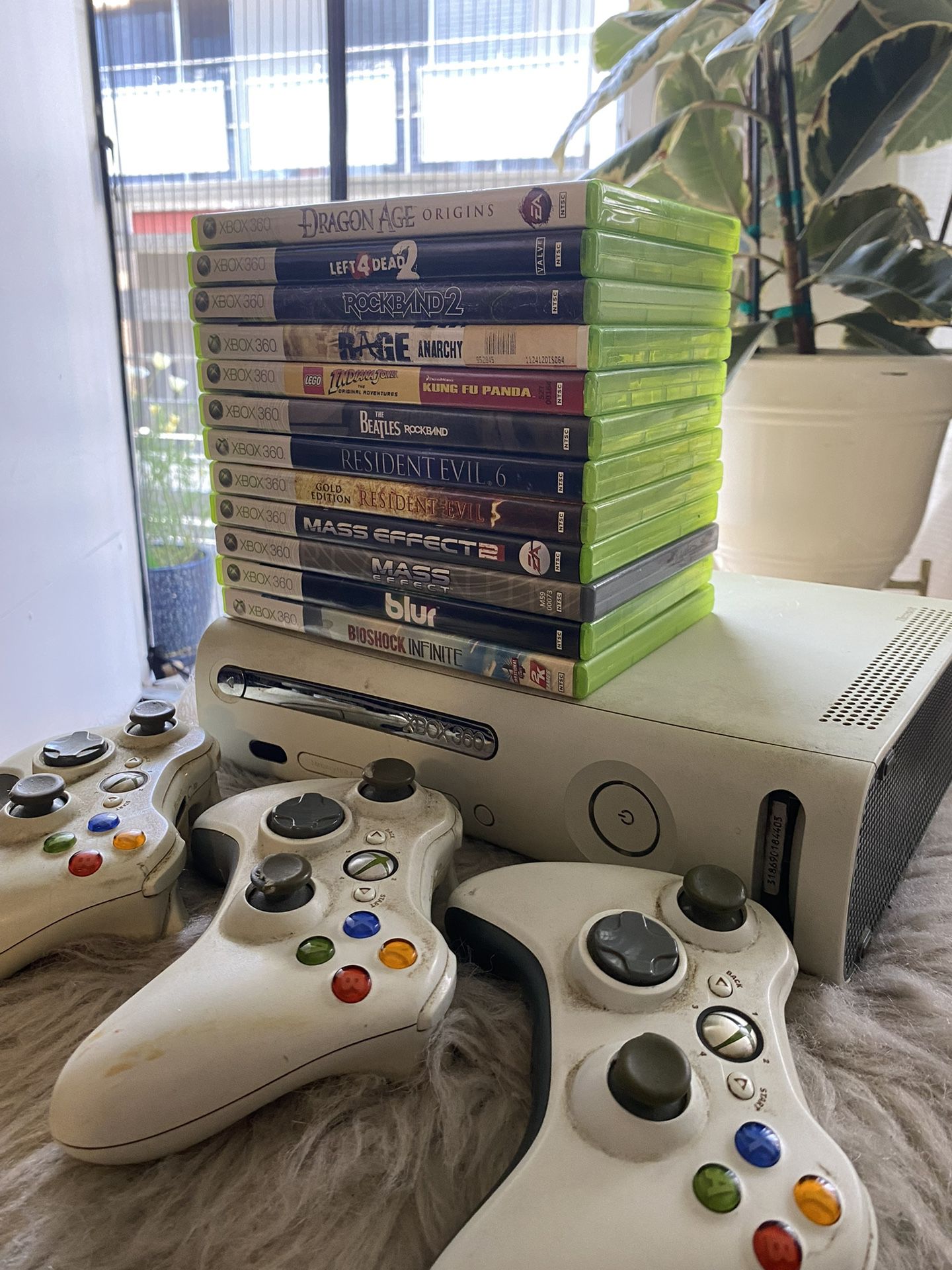 Xbox 360 with Games 