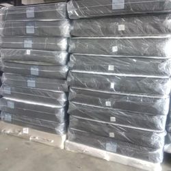  🙌🏼⭐️⭐️TWIN,FULL,QUEEN AND KING MATTRESS STARTING AT $150 A SET BEST PRICE IN TOWN BEST PRICE ON  BRAND NEW PLUSH TOP MATTRESS⭐️⭐️🙌🏼 