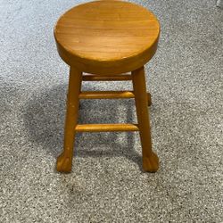 Heavy Duty Clawfoot Bar Stool