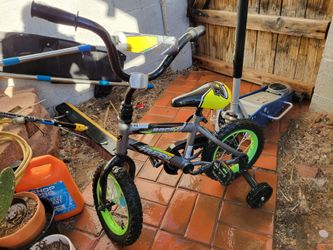 Toddler Huffy bike 50$