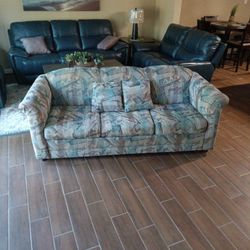 Great Buy    50 It's  Yours Sofa Sleeper