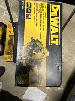 Dewalt Lightweight Circular Saw 