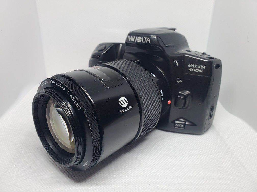 Minolta MAXXUM 400si 35mm film camera w/ 2 lenses