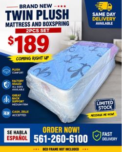 🟢NEW  PLUSH SET $189
