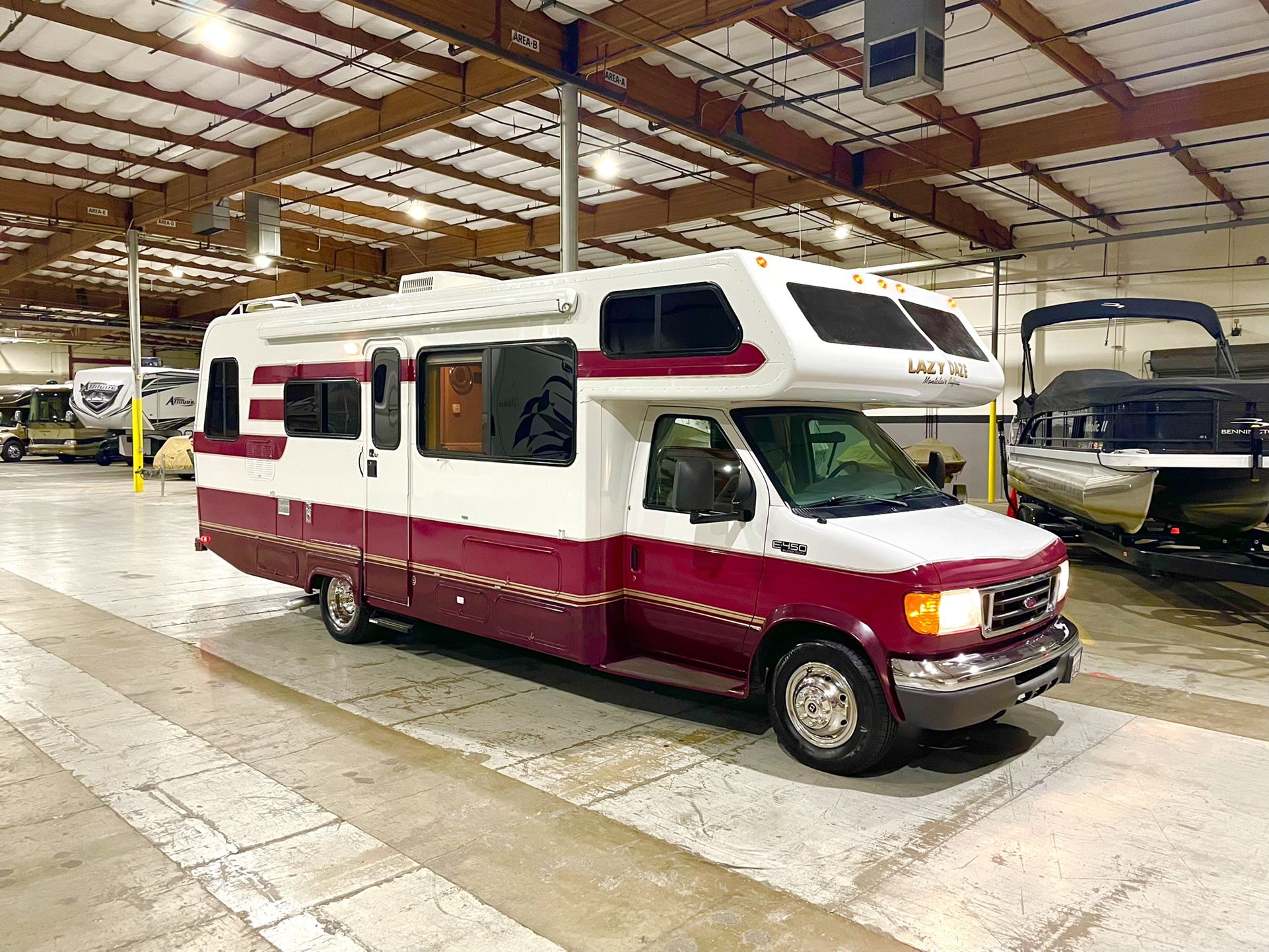 2005 Lazy Daze 26.5Ft Powerstroke Diesel