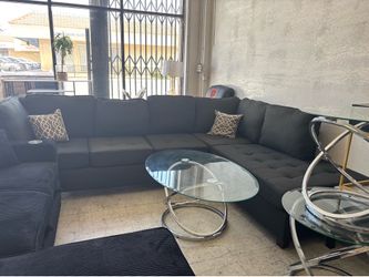 Sectional set