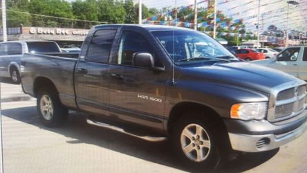 2002 Dodge Ram Pickup 1500 4dr Quad Cab ST 2WD LB