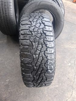 One 275/55/20 Goodyear Wrangler