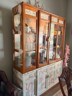 Handpainted Hutch/China Cabinet