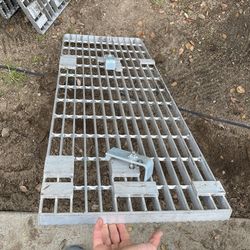 Commercial Truck Stepping Metal