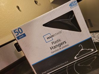 BRAND NEW!! Plastic Hangers 