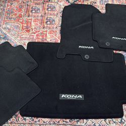Hyundai Kona Floor Mats, Reversible Trunk Liner And Cargo Net
