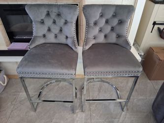 Gray Velvet Tufted Bar Stools with Chrome Legs – Set of 2