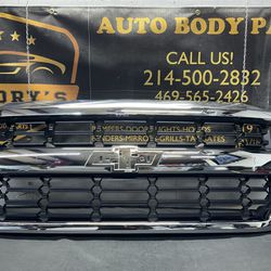 CHEVY SILVERADO 1500 GRILLE 2016-2018 oem