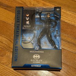 Catwoman (DC Multiverse: Deluxe Theatrical Edition Batman Returns) 7" Action Figure
