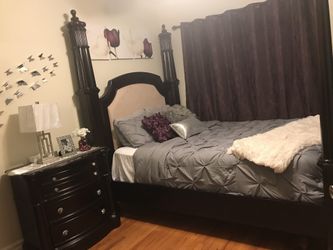 Bedroom set