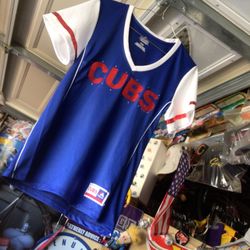 Cubs Womens Baseball Jersey Size M