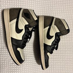 Jordan 1 Mocha 