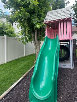 Playground set