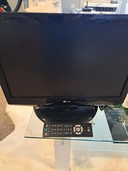 Tv / Monitor 20 inches