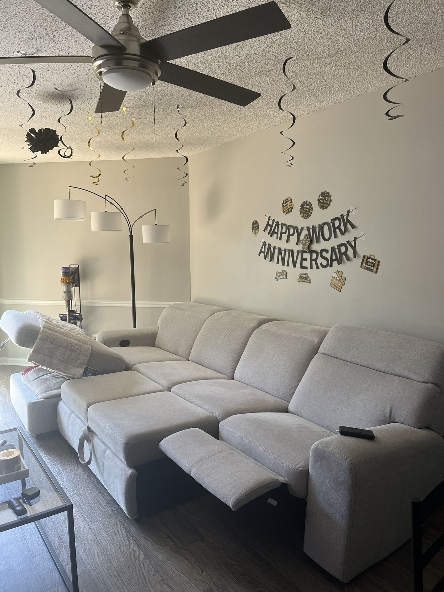 Sleeper Sofa W/ Storage And Recliner