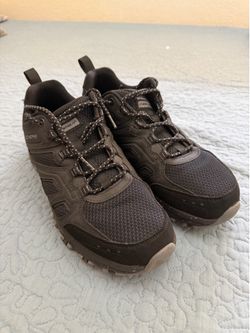 Sketchers Trail Shoes Size 10