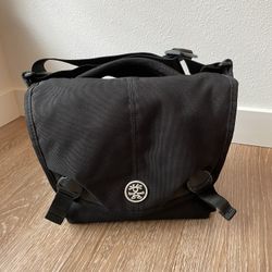 Crumpler Five Million Dollar Home Camera Bag