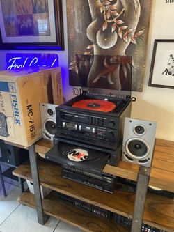 Vintage 1985 Fisher MC-715 Stereo System (cassette, turntable, radio) Time Capsule in Original Box!