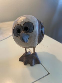 Davis Signed Ceramic Art Bird – 4” Tall