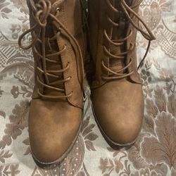 Boots Size 11