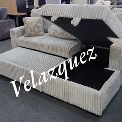 ✅️✅️4-Piece Sectional Set✅️✅️✅️
One-Arm Loveseat x 2 + Corner Wedge + Armless Chair + Console W/USB & Cup Holders✅️✅️✅️