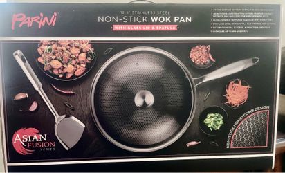 Parini Package (WOK, (4) 15oz Rice Bowls and 2 Continent trays with Wood Caddy)