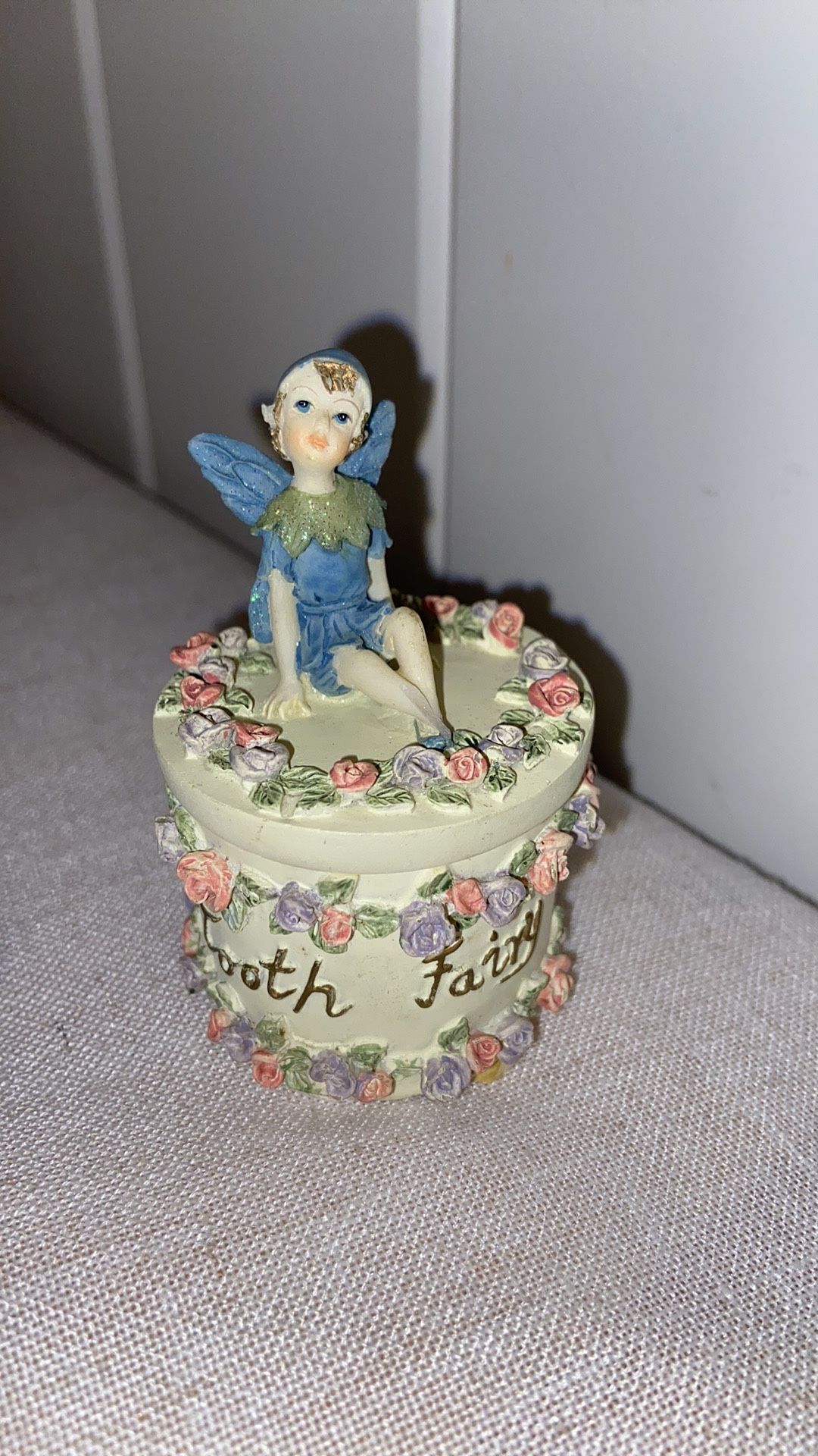 90s DEZINE vintage Tooth Fairy box boy blue pixie figurine floral trim round trinket