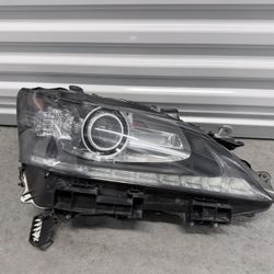 2013-2014-2015 Lexus GS350 / gs350 Headlight Right OEM