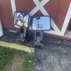 2015 Chevy Silverado sideview mirrors 