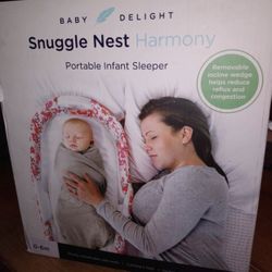 Portable infant Sleeper Bassinet 