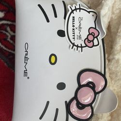 Crème Hello Kitty Makeup Bag