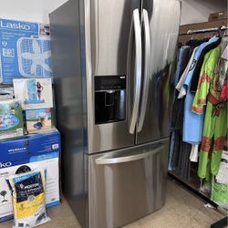 LG 22 cu. ft. French Door Refrigerator | New