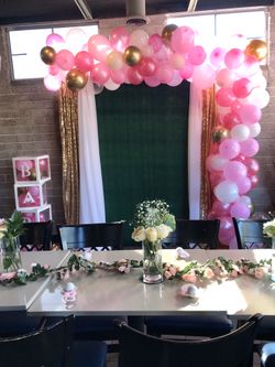 Organic Balloon Arch