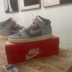 Nike Dunk Highs