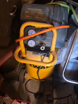 Dewalt 15 gal air compressor