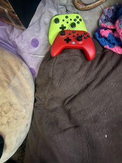 Xbox controllers