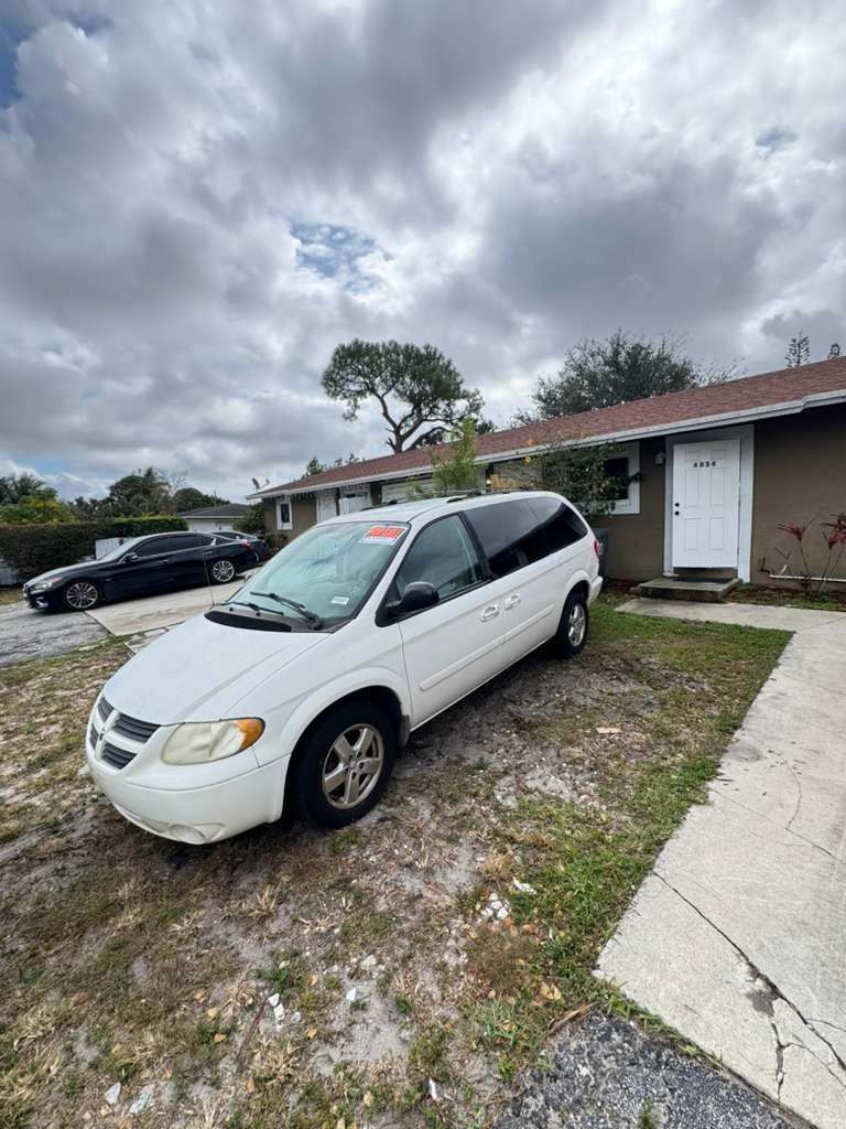 Dodge Grand Caravan for Sale!!