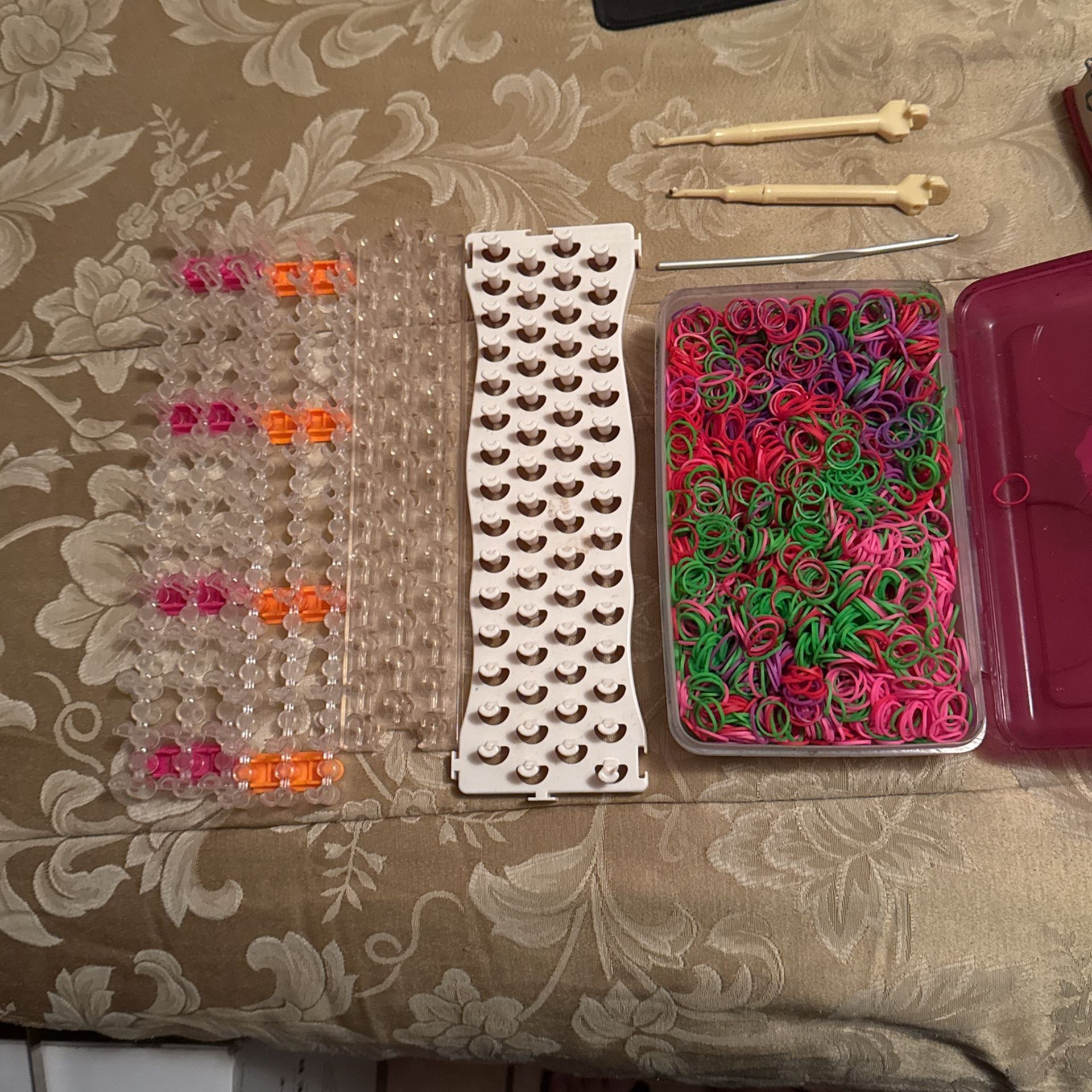 Rainbow Looms