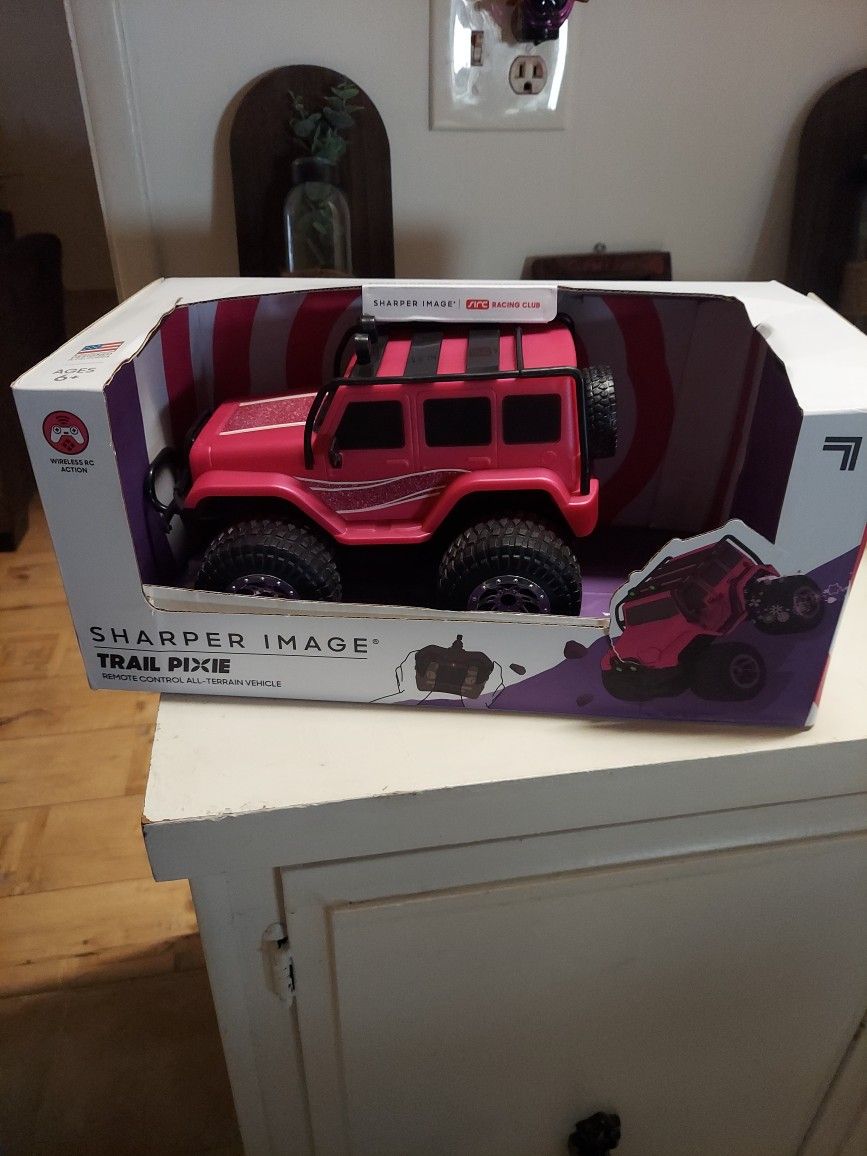 Remote Control Pink Jeep Trail Pixie