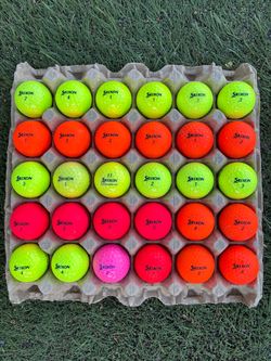 30 golf ⛳️ balls SRIXON